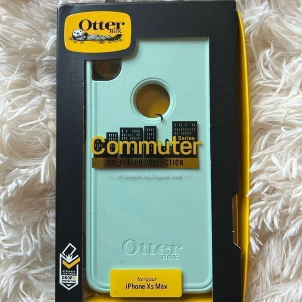 Otterbox Commuter Series for iPhone XS Max New